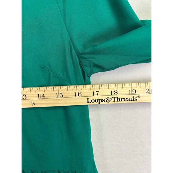 Boho Coastal Caralyn Mirand Women XS Green Tiered Ruffle V-Neck Mini Dress - Picture 7 of 10